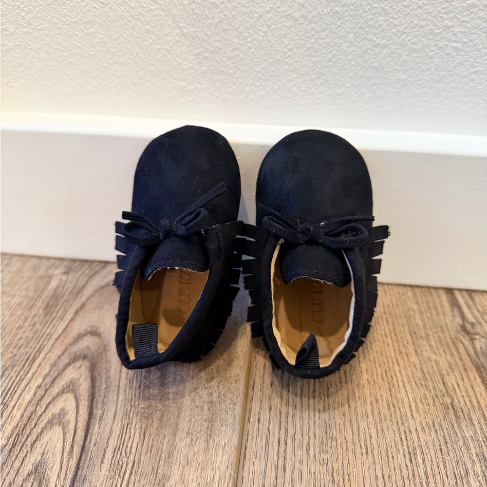 Old Navy Unisex Faux-Suede Moccasin Booties for Baby